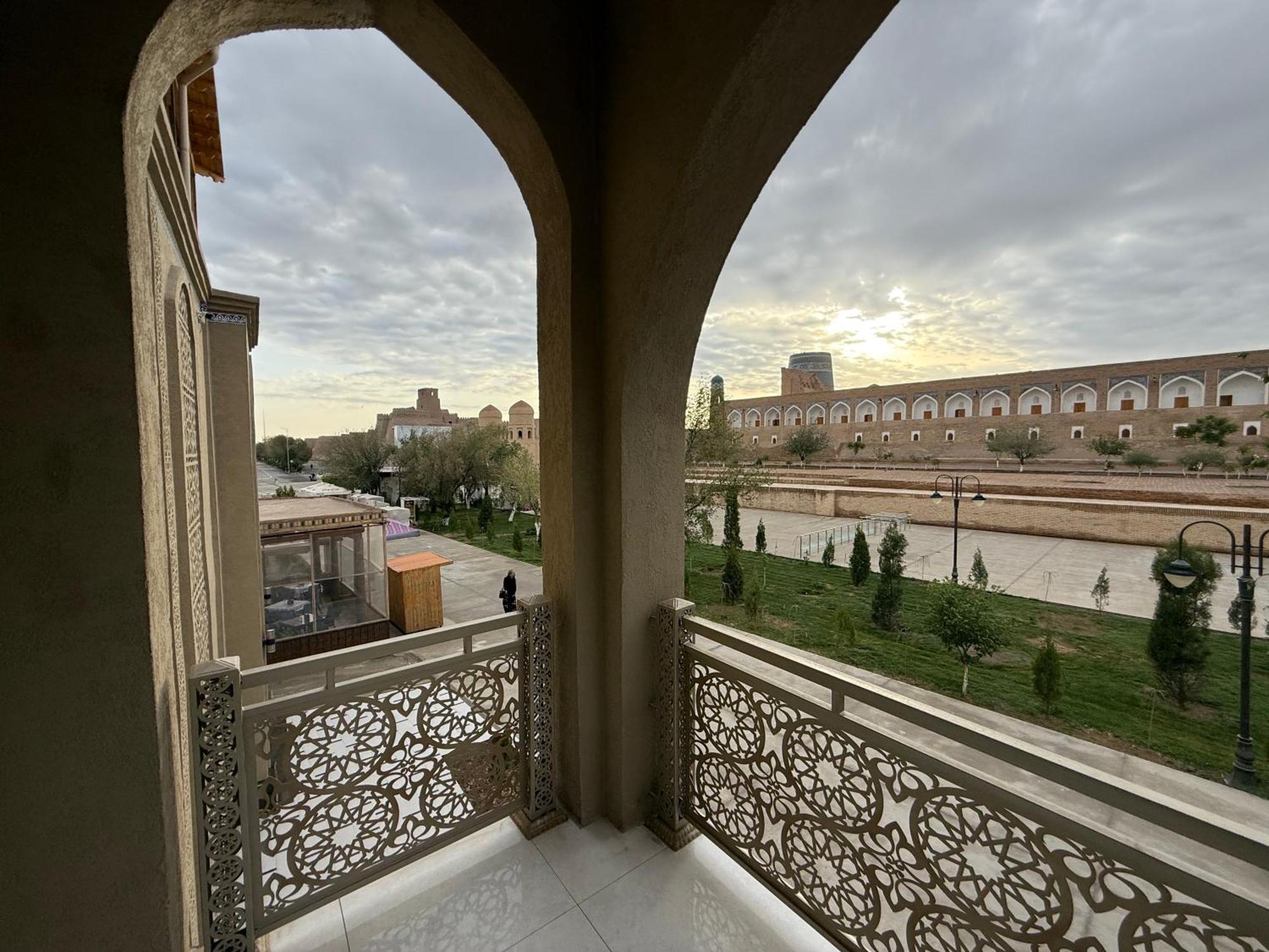 Isakhoja Hotel Khiva Buitenkant foto